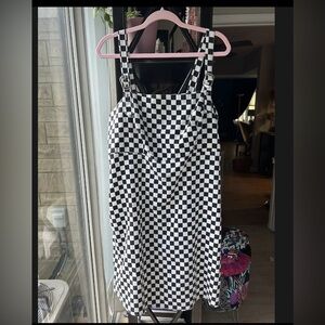 Hot Topic Checkered Black and White Skirt